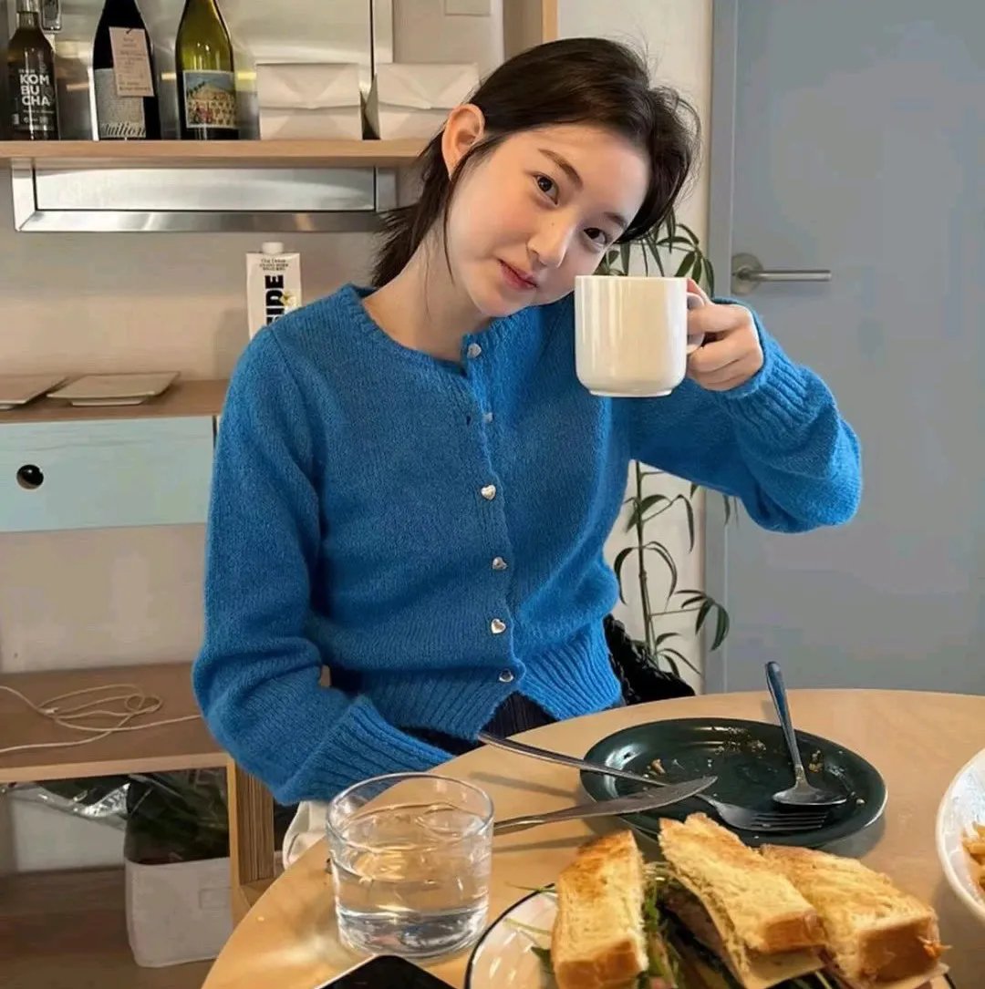 罗马春情封面